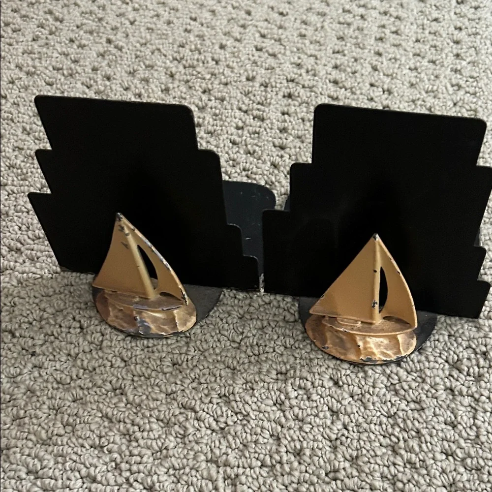 Vintage MCM Metal Sailboat Boat Pair Bookends - Black Dull Gold Nautical Retro